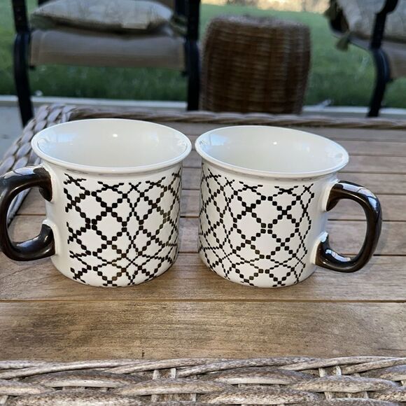 Stoneware Chunky Drinking Mugs (2) - Picture 2 of 6